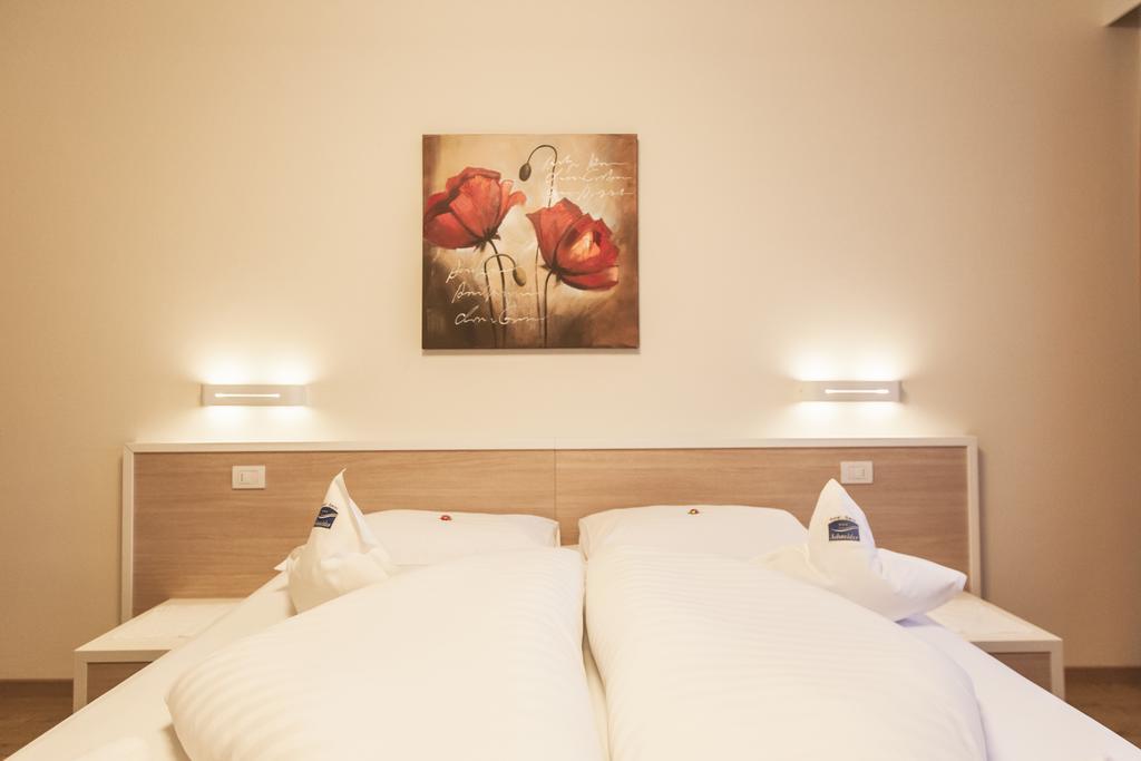 Apartments Schneider Lutago Pokój zdjęcie